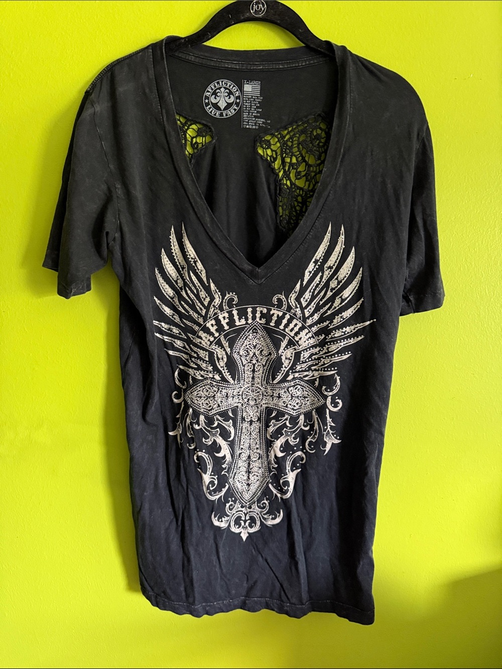 NWOT Affliction Black & White Graphic Tee Size XL
